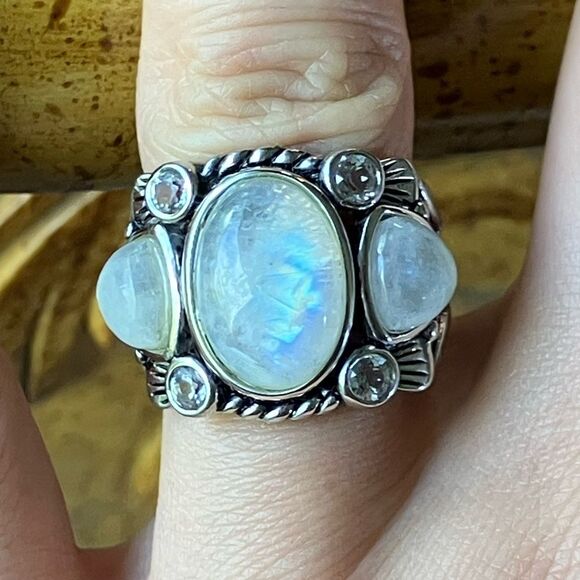 Natural Rainbow Moonstone Sterling Silver Cocktail Ring Size 6 - Picture 1 of 9